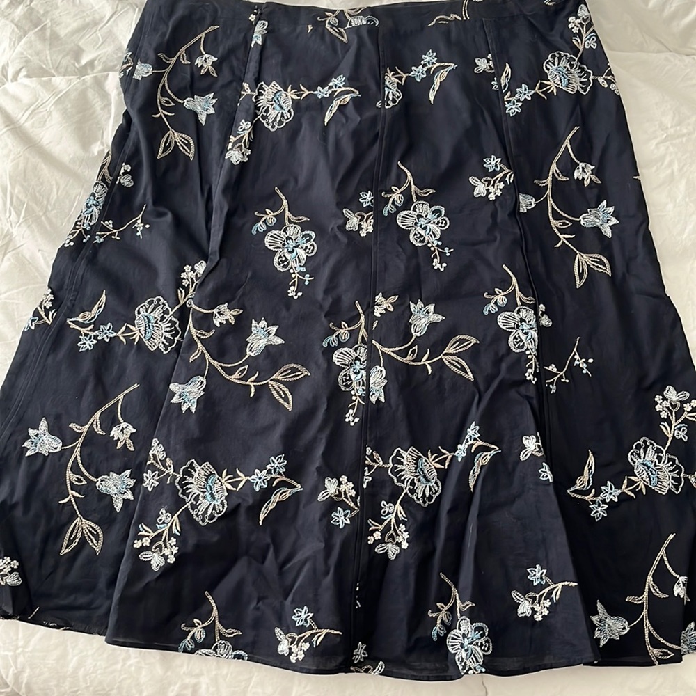 Ann Taylor Cotton Skirt Embroidered